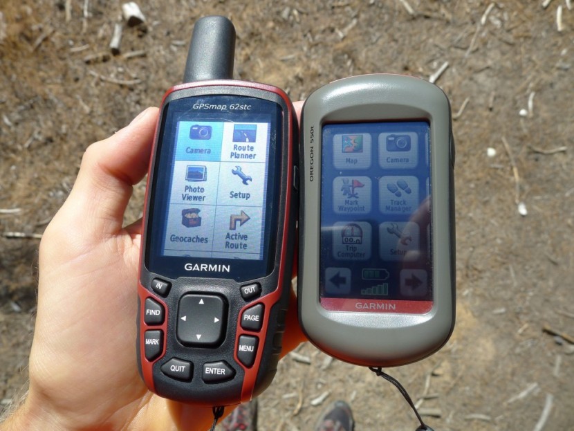 garmin gpsmap 62sc - the garmin 550's screen (right) is slightly larger but harder to see...