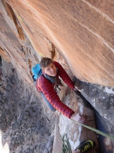 western mountaineering quickflash jacket - western mountaineering quickflash jacket climbing in chilly red...