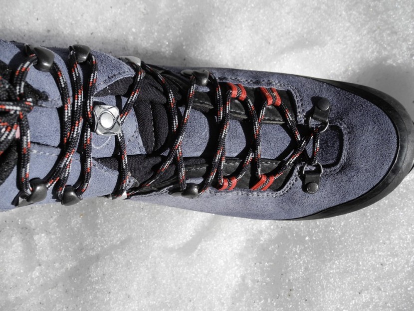 lowa mountain expert gtx evo for women - the metal tongue stud is a patent-pending innovation that is...