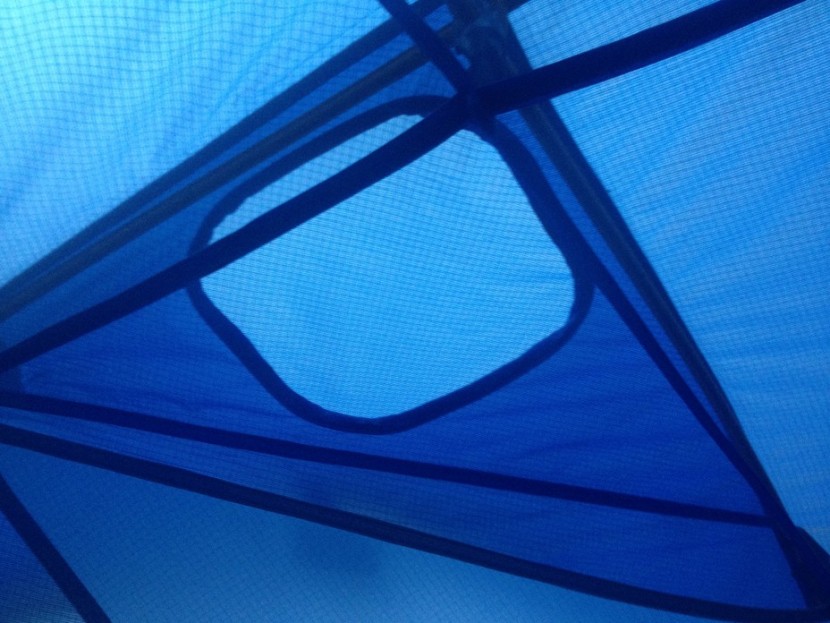 golite wolf creek l2 - golite wolf creek l2's vent is only minimally effective. more air...