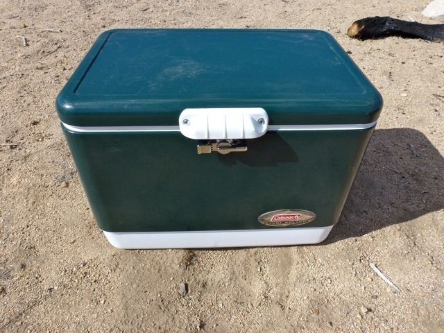 coleman steel belted - the classic and reliable coleman steel belted cooler.