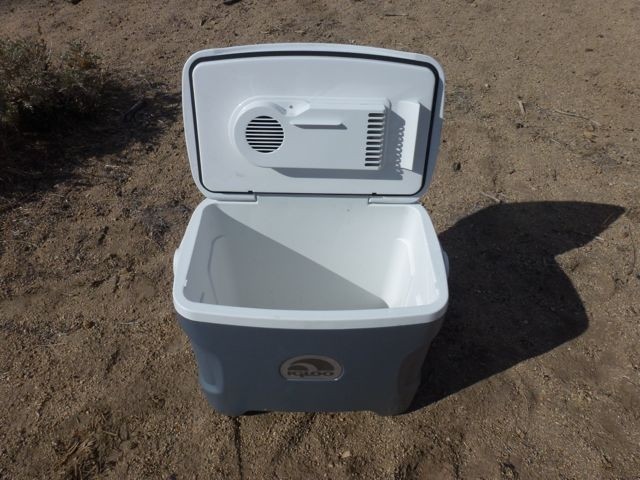 igloo iceless 28 - the innovative and award winning igloo iceless 28 cooler.