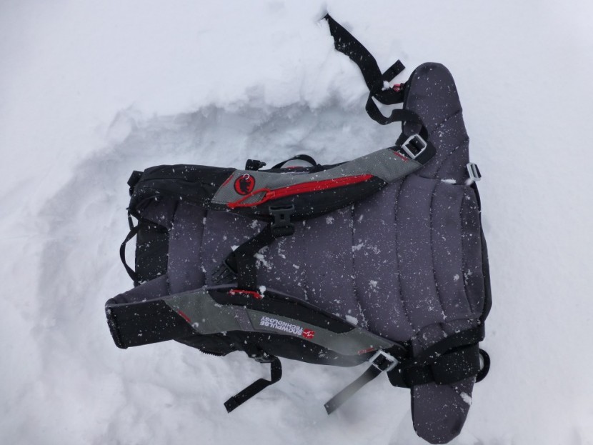 mammut ride short removable 3.0 - showing the super comfortable back panel of the mammut ride ras.