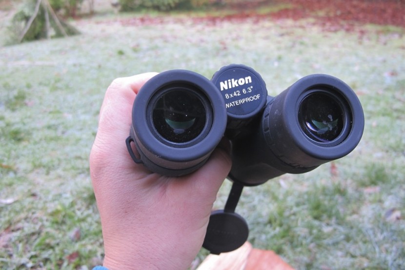 nikon monarch 3 8x42 atb - the monarch 3 is a good size for fitting in the hand, though the...