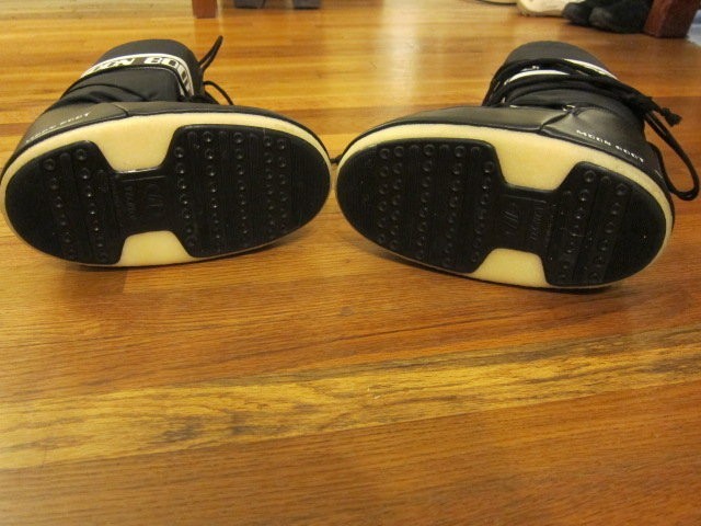 tecnica moon boot - no left or right foot on the moon boot! these boots don't offer...