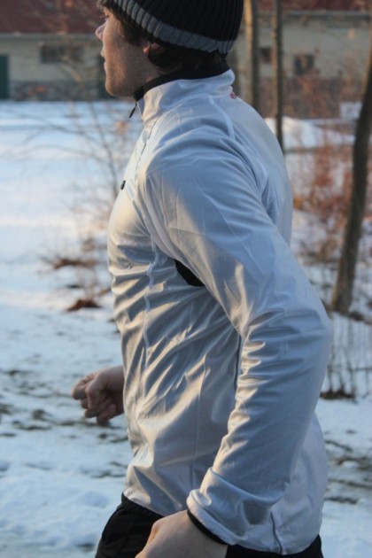 sugoi hydrolite - the sugoi hydrolite was on the lighter end of the jackets we tested.