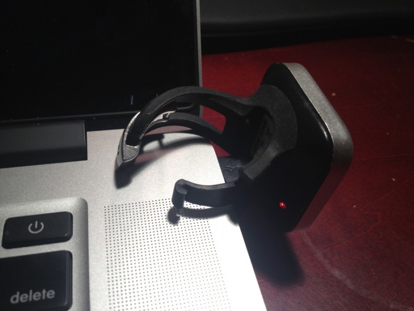 knog blinder mob the face - the knog binder plugs directly into usb ports without the need for a...