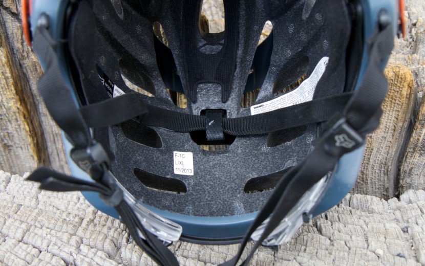 fox flux - the rear of the flux's harness yoke is one piece of webbing which is...