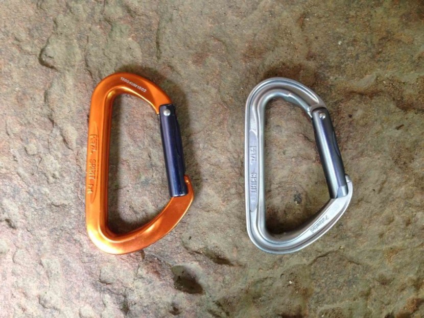 petzl spirit straight gate - older spirit (left) vs. newer spirit (right). petzl shaved 5 grams...