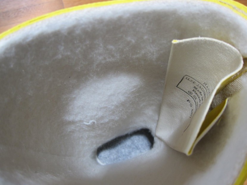 ilse jacobsen long, classic - this soft lining add a bit of coziness and warmth. it's just a tiny...