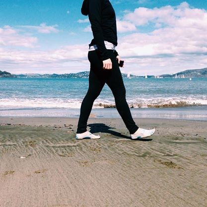 vibram fivefingers see ya- women's - the simple, running oriented vibram seeyas in action at the beach...