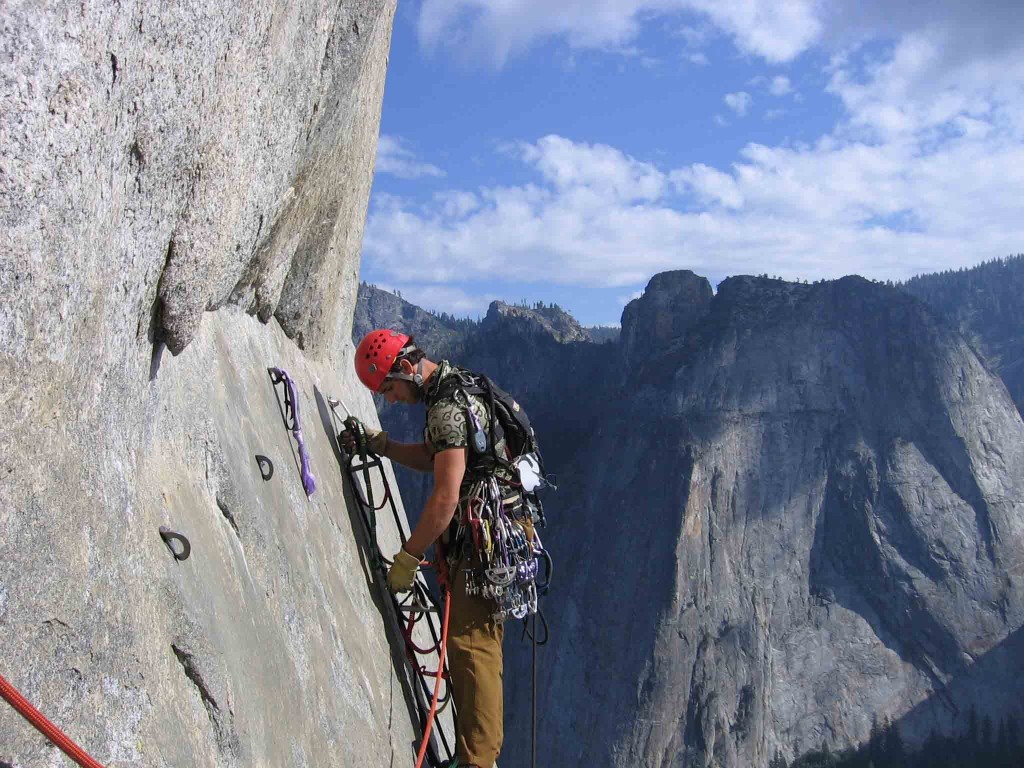 How to Choose the Right Climbing Carabiner