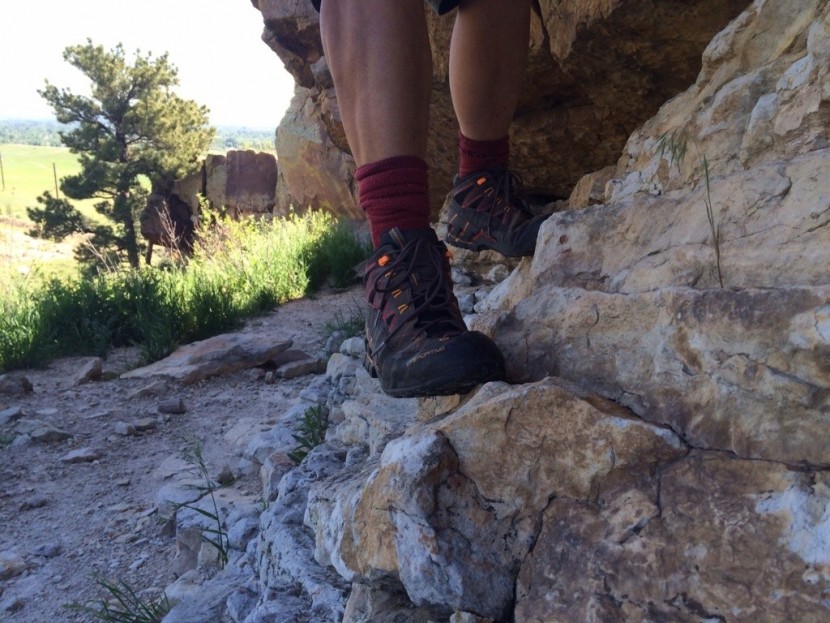 la sportiva hyper mid gtx - the hyper sole design has a toe area designed for standing on rock...