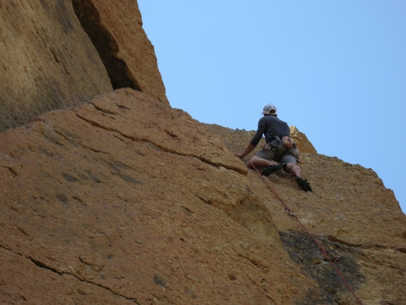 five ten anasazi vcs - the anasazi vcs on edges in smith rocks, or.