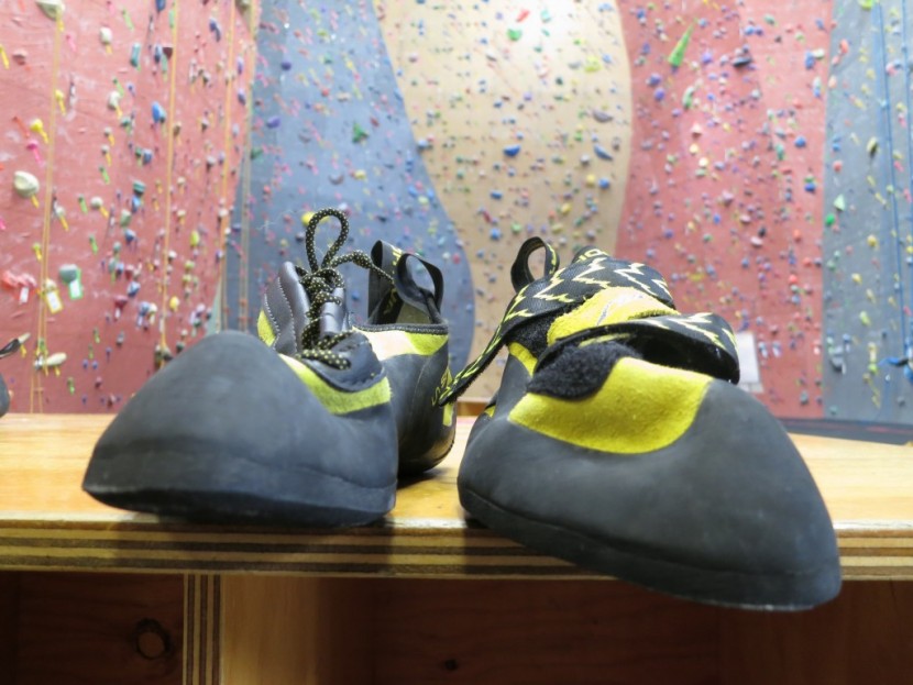 la sportiva miura vs - the flatter fit of the original miura (left) makes them a better...