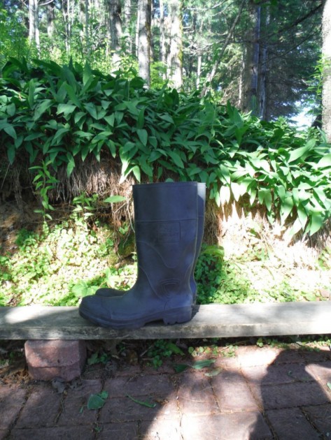 tingley general purpose knee boot - the tingley won't help you win any fashion contests, but it's pvc...