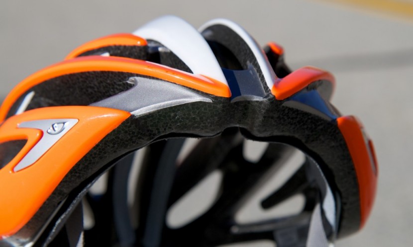 giro aeon - the aeon's polycarbonate wraps slightly around the edge of the...