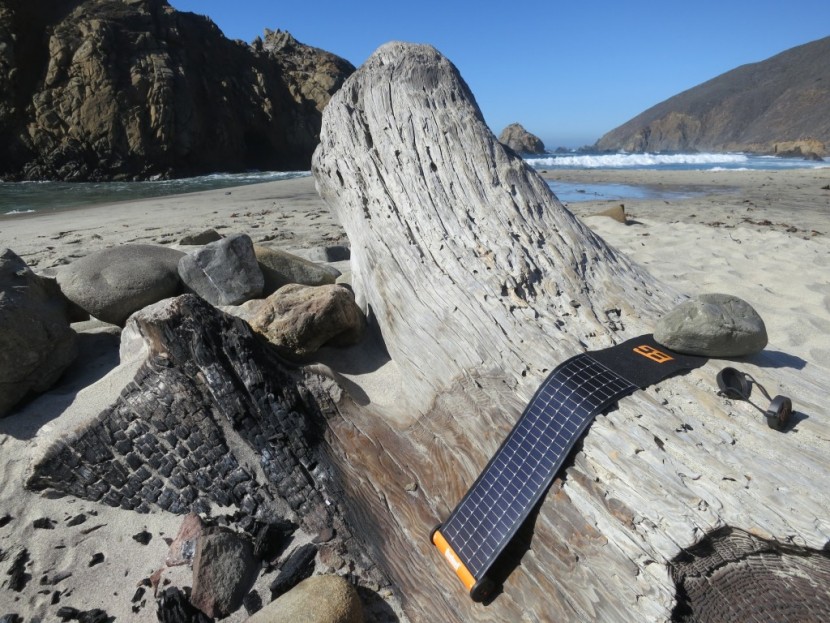 bushnell bear grylls solarwrap mini - testing on some big sur driftwood. it wasn't always easy to orient...