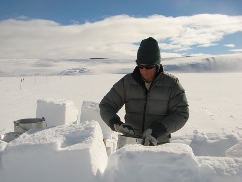 western mountaineering flight - here the western mountaineering flight is put to the test in...