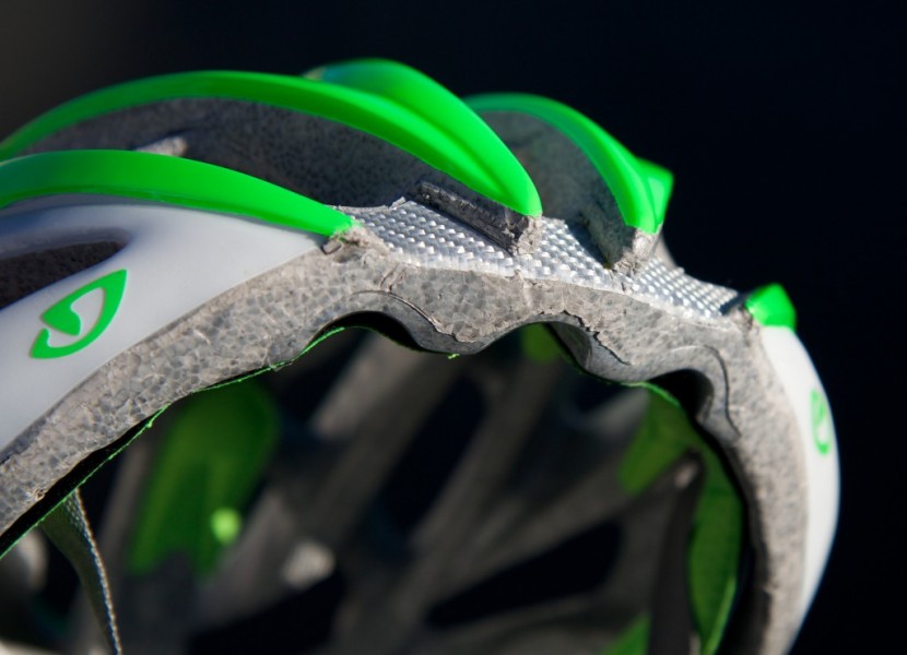 giro atmos - the polystyrene at the front of the atmos is not completely covered...