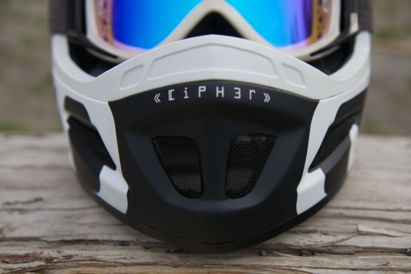 giro cipher - we wish that giro had given the cipher's face mask bigger vents. the...