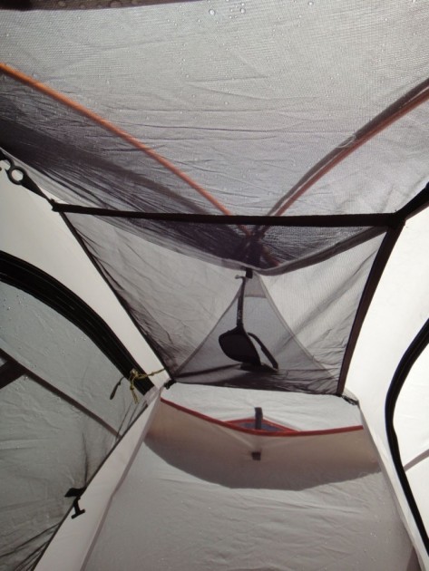 alps mountaineering lynx-2 - the lynx 2 has two small interior pockets and a large gear loft...