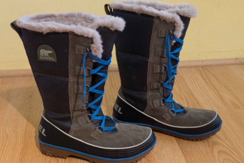 sorel tivoli high ii - in addition its 100 grams of insulation, this boot features a cozy...