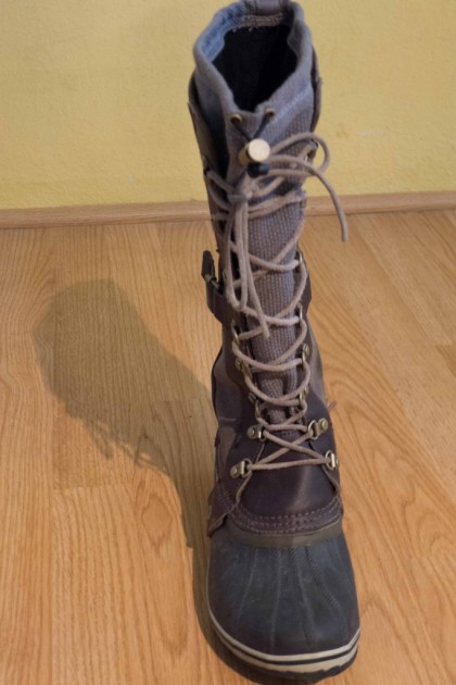 sorel conquest carly - with its slender laces and eyelets, this boot was one of the most...