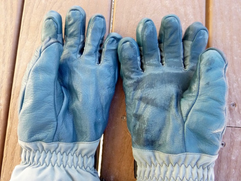 black diamond mercury glove for women - pictured here is the mercury used in a comparatively wet ice...