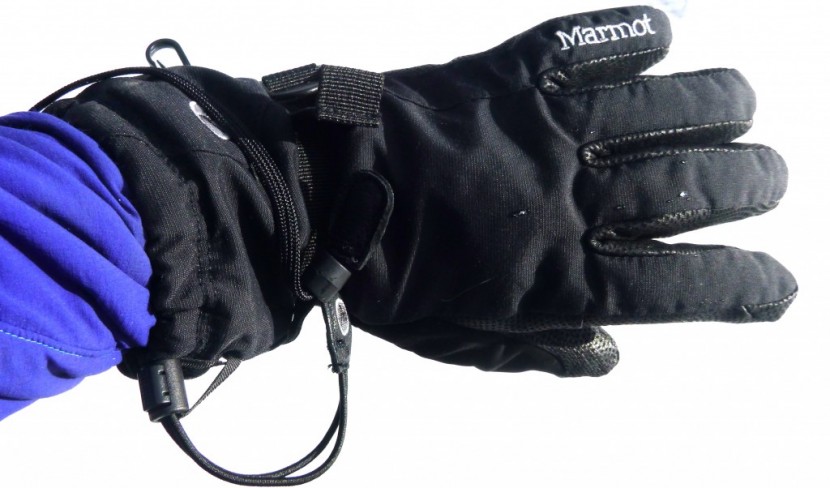 marmot randonnee glove for women - this single glove features wrist straps and two cinch points - one...