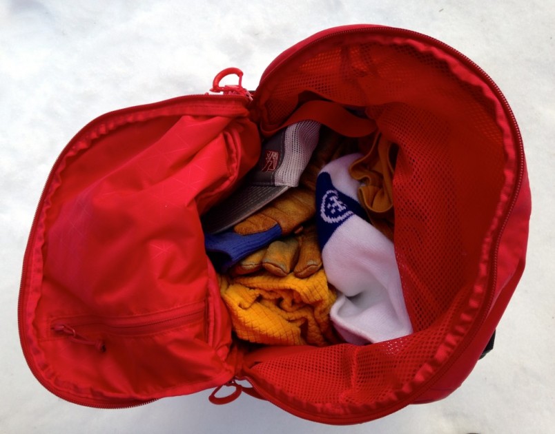 black diamond saga 40 jetforce - the saga 40 may feature a zippered closure but its top-loading...