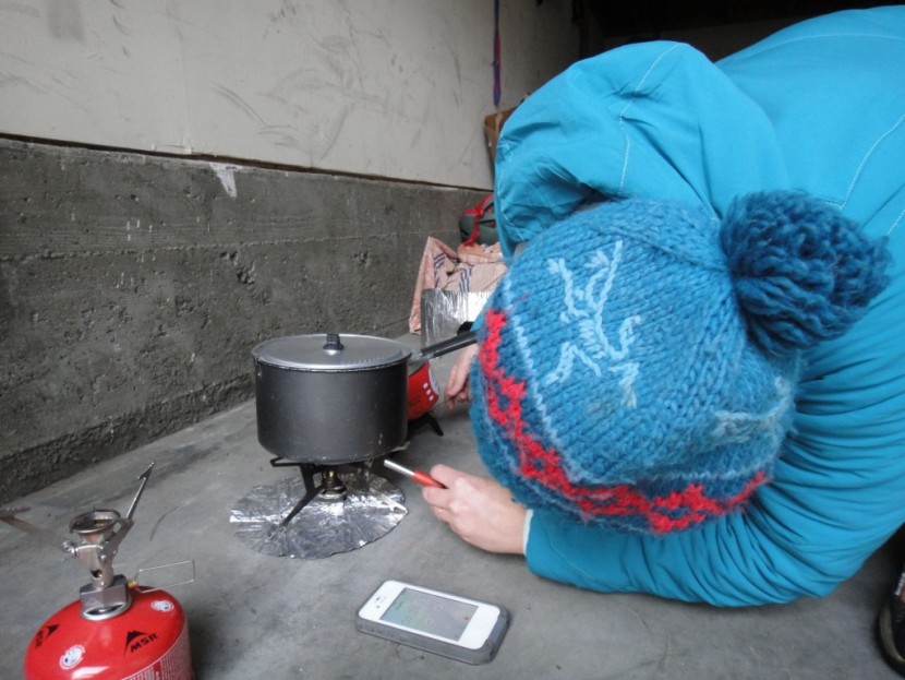 msr microrocket - boil testing the micro rocket and the msr whisperlite universal.