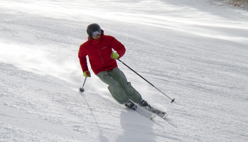 dynastar powertrack 89 - skiing fast on a windy day on the dynastar powertrack 89 while...