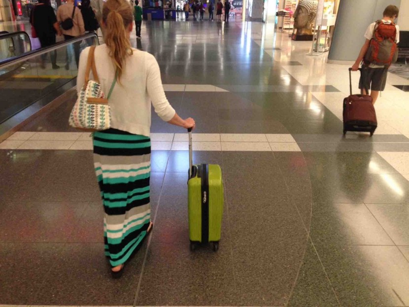 samsonite winfield 2 20 - cruising through an airport has never been easier than with this...