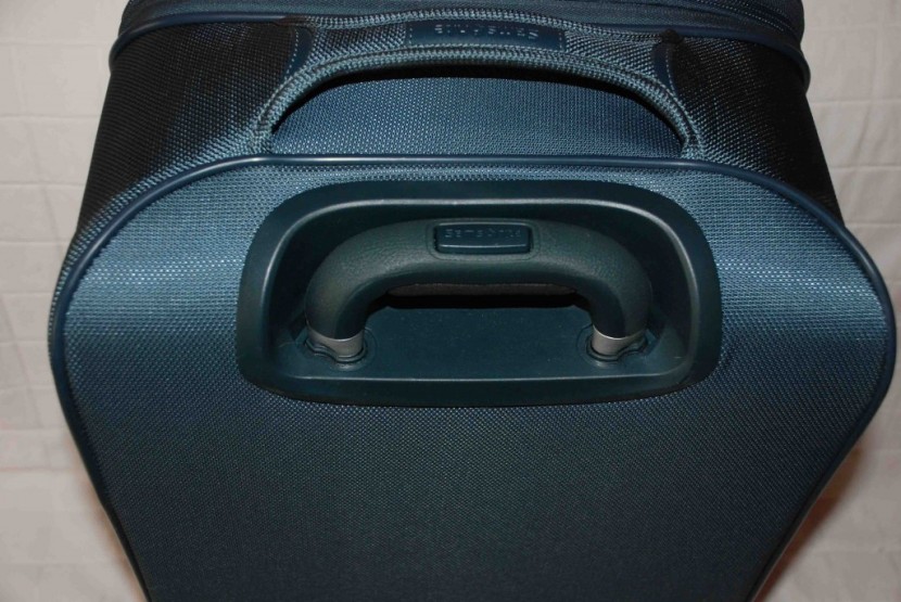 samsonite silhouette sphere 2 21 - the rubberized piping will protect the contours of the bag from...