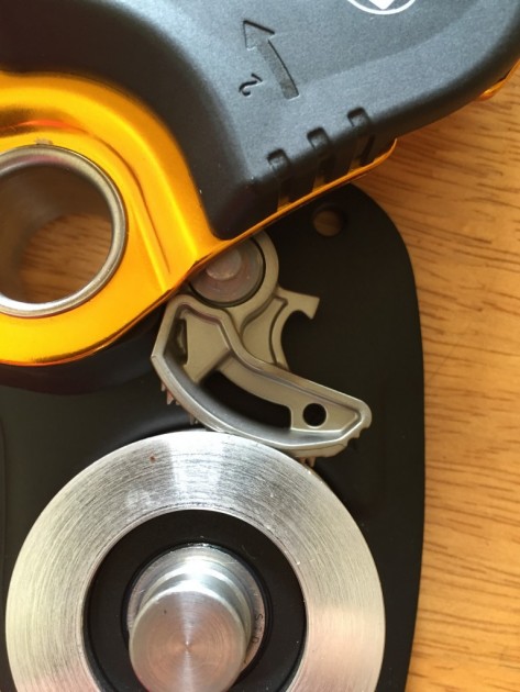 petzl pro traxion - the new petzl pro traxion