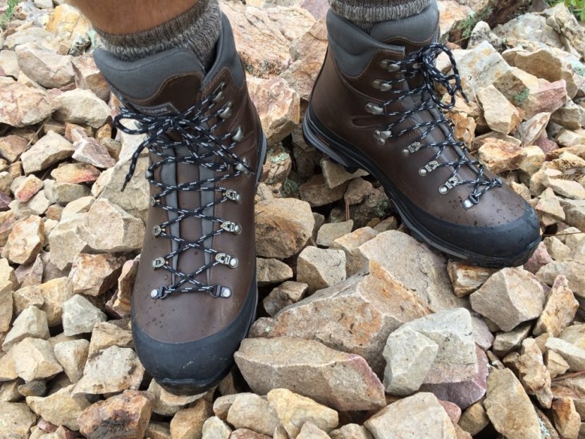 scarpa kinesis pro - this ankle collar is tall enough it needs three hook eyes rather...