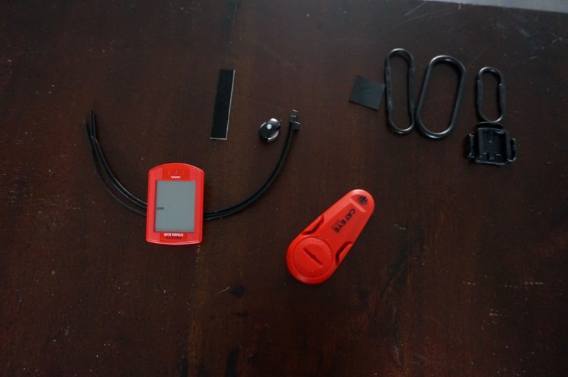 cateye strada slim - the cateye strada slim is attached using the included rubber straps...