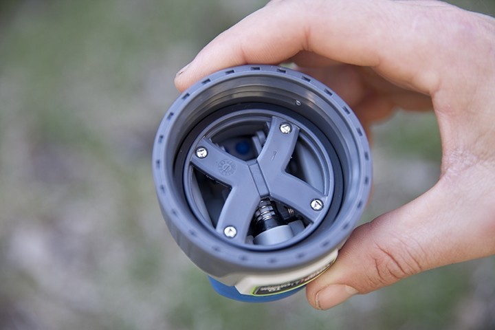 avex brazos autoseal stainless - if you think you're going to get inside here and really get it...