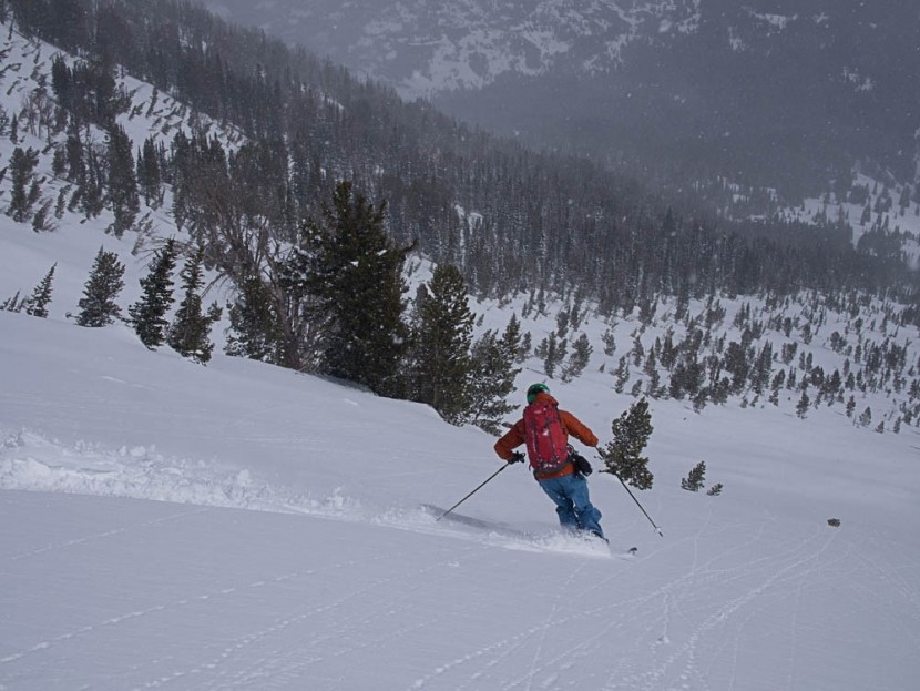 g3 synapse carbon 109 - lead tester jed porter finding late season powder in the tetons on...