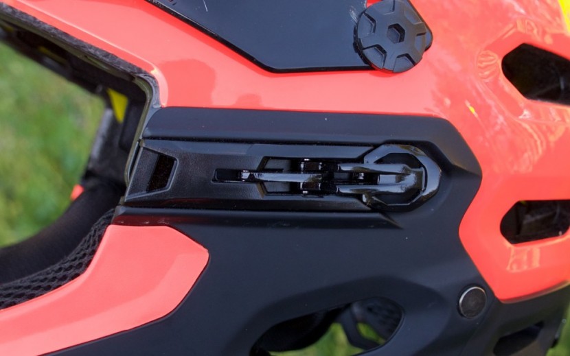 bell super 2r mips - the wraparound chinbar is secured to either side of he bell super 2r...