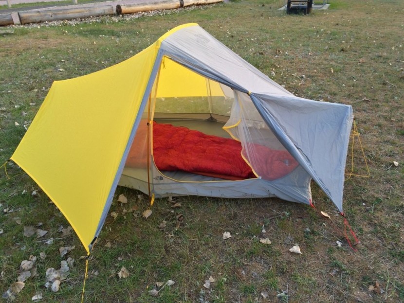 the north face o2 - this tent has color-coded strings on matching tent body and fly...