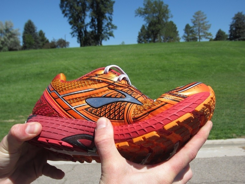 brooks adrenaline gts 15 - a flexible forefoot and stiff midfoot to heel give the brooks...