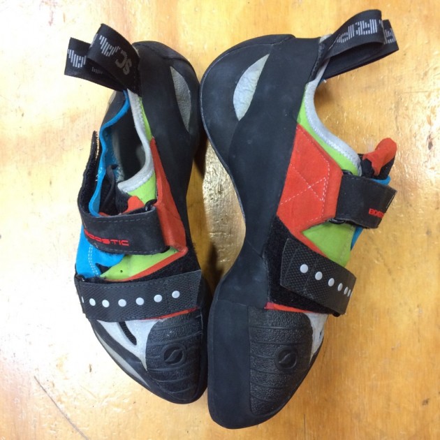 scarpa boostic - with an aggressive down turn and asymmetric shape you'll want to...