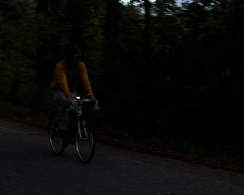 cateye hl-el135 - this light barely lit up the streets during ryan's commute, even...