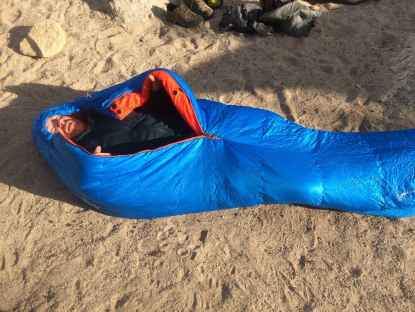 mountain hardwear hyperlamina flame - the short top zip design of the hyperlamina is easy to get in and...