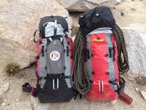 cilogear 45l worksack - cilogear's 60l (left) and 45l worksacks. both packs are the same...