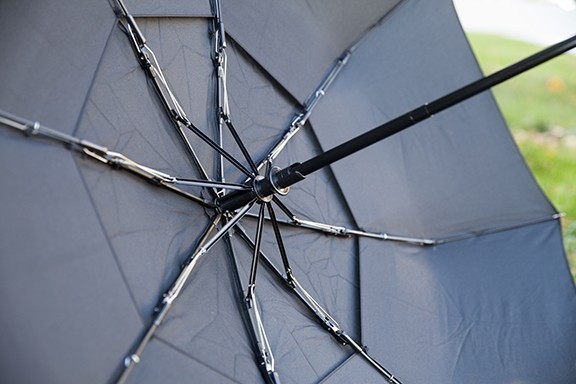 windpro compact auto - despite having a fairly complex underbelly, this model didn't show...