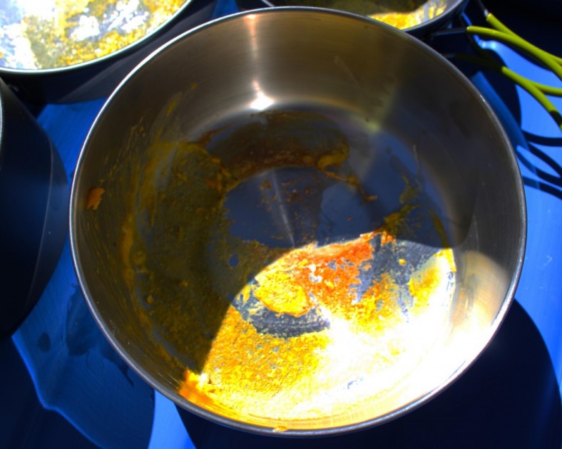 msr alpine 2 pot set - the results of our scrambled egg test. hot spots are created that...