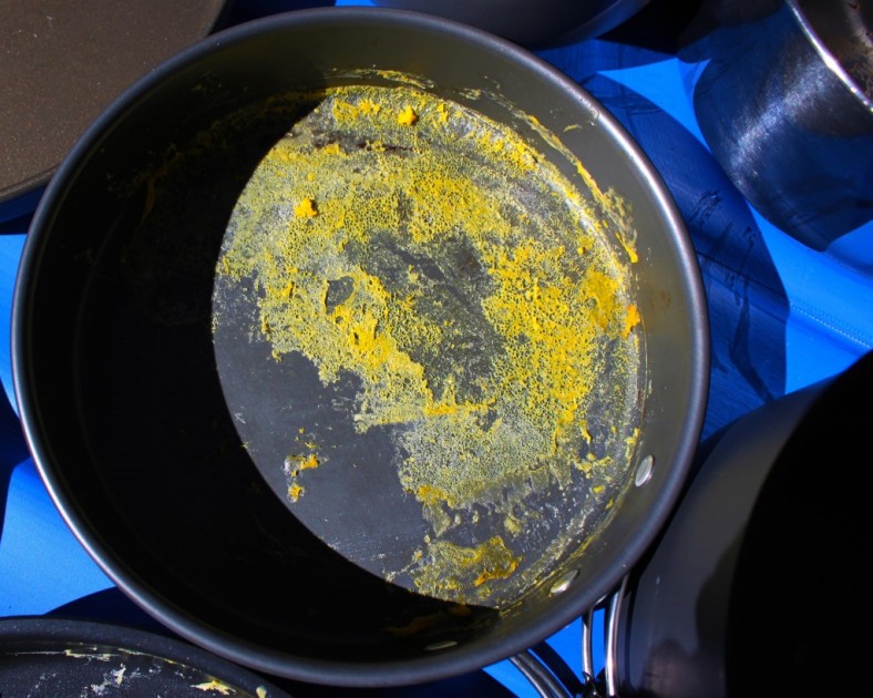 winterial 11 piece camping set - although eggs stuck to this pan a bit, clean up was't too terribly...